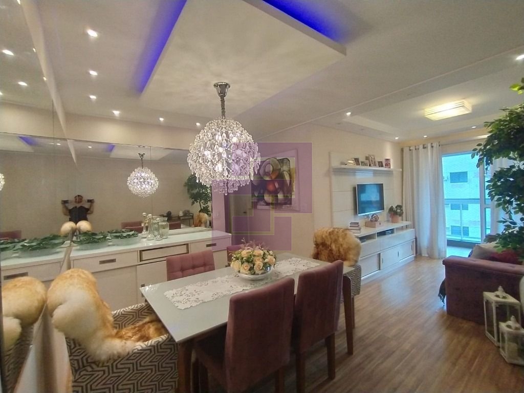 Venda de Apartamentos / Padrão na cidade de Guarujá