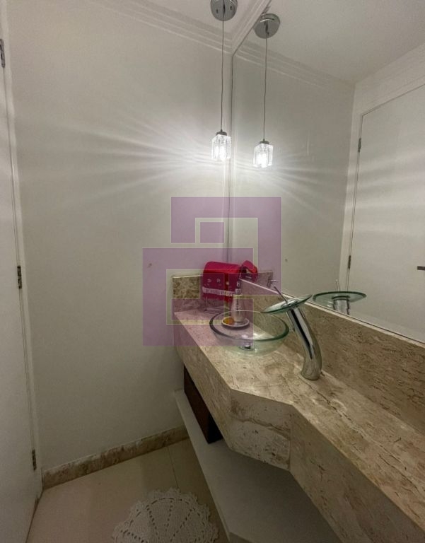 Venda de Apartamentos / Padrão na cidade de Guarujá