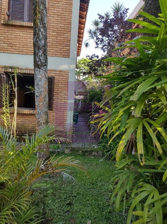 Venda de Casas / Sobrado na cidade de Guarujá
