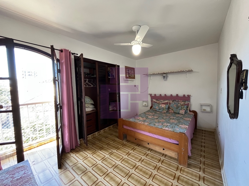 Praia da enseada, Apartamento com varanda sendo a vista livre, Travessa dom Pedro lado bairro