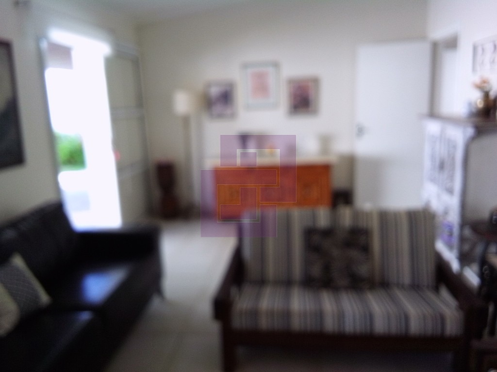 Venda de Casas / Padrão na cidade de Guarujá
