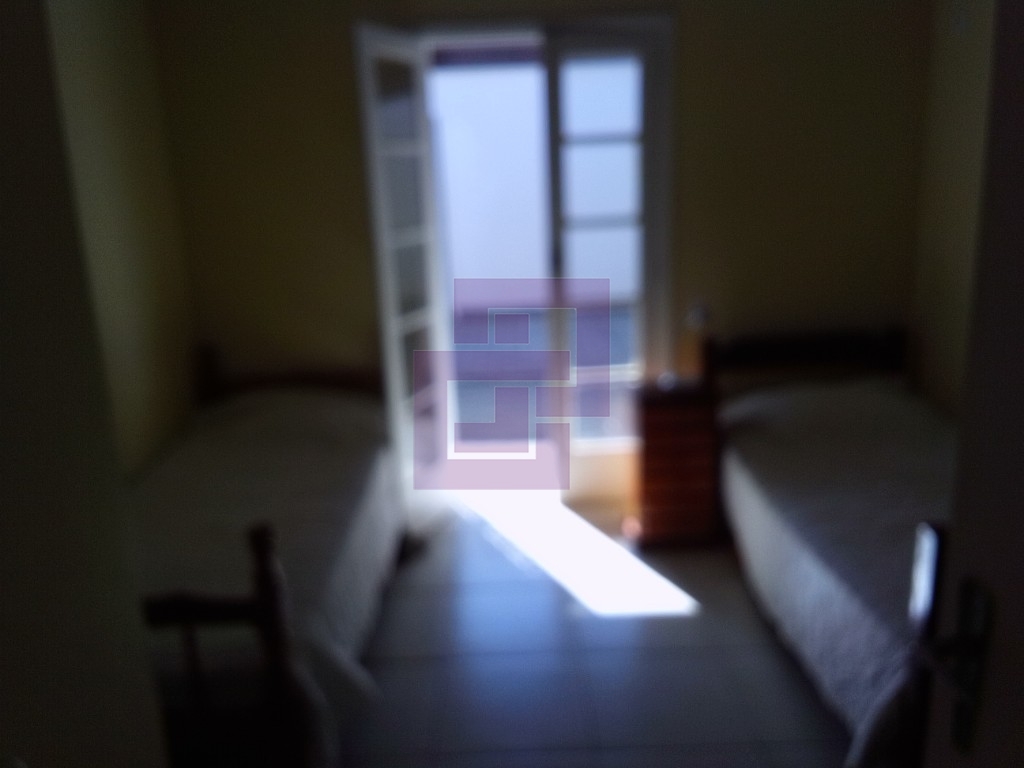 Venda de Casas / Padrão na cidade de Guarujá