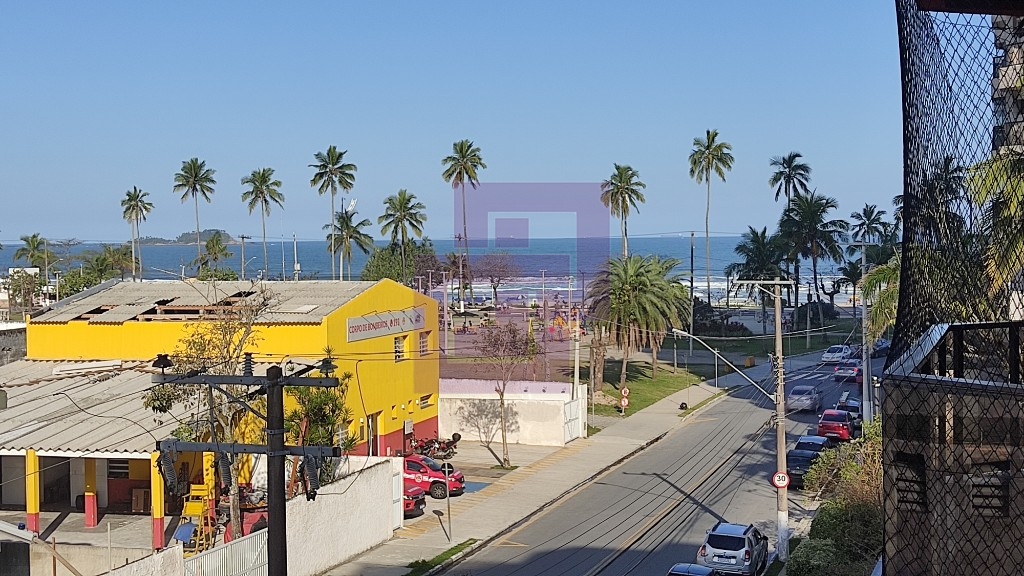 Apartamento na enseada - 50mt da praia!!