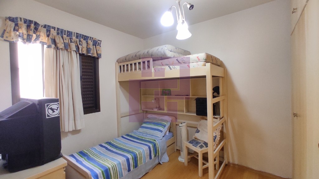 Apartamento na enseada - 50mt da praia!!