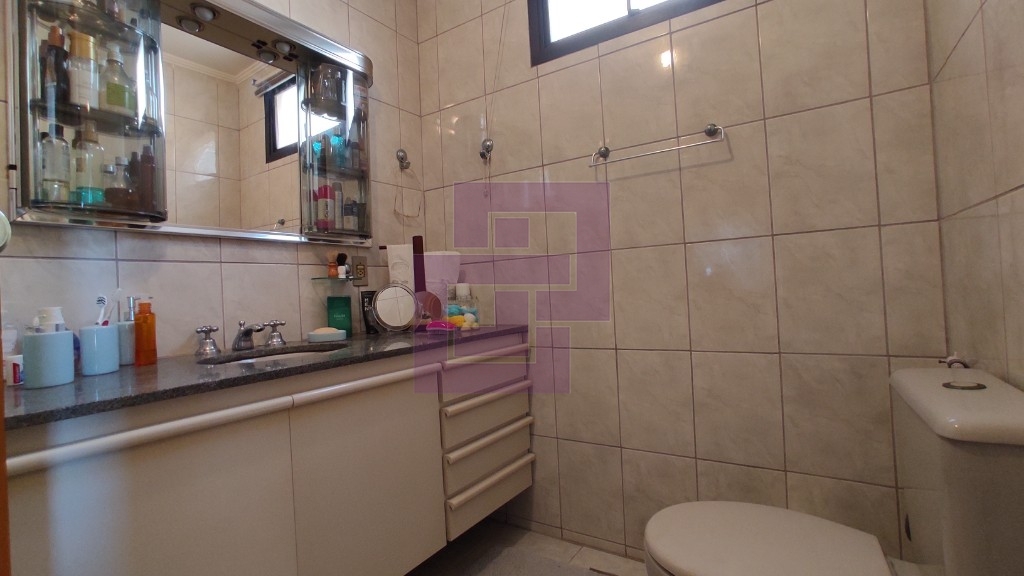 Apartamento na enseada - 50mt da praia!!