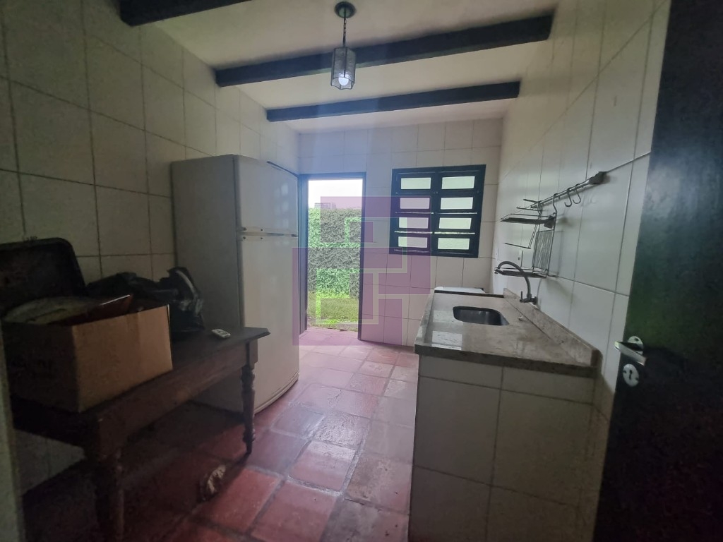 Venda de Casas / Padrão na cidade de Guarujá