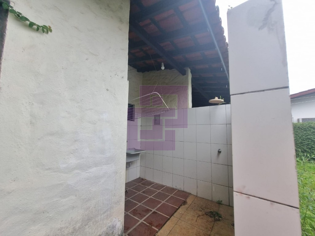 Venda de Casas / Padrão na cidade de Guarujá