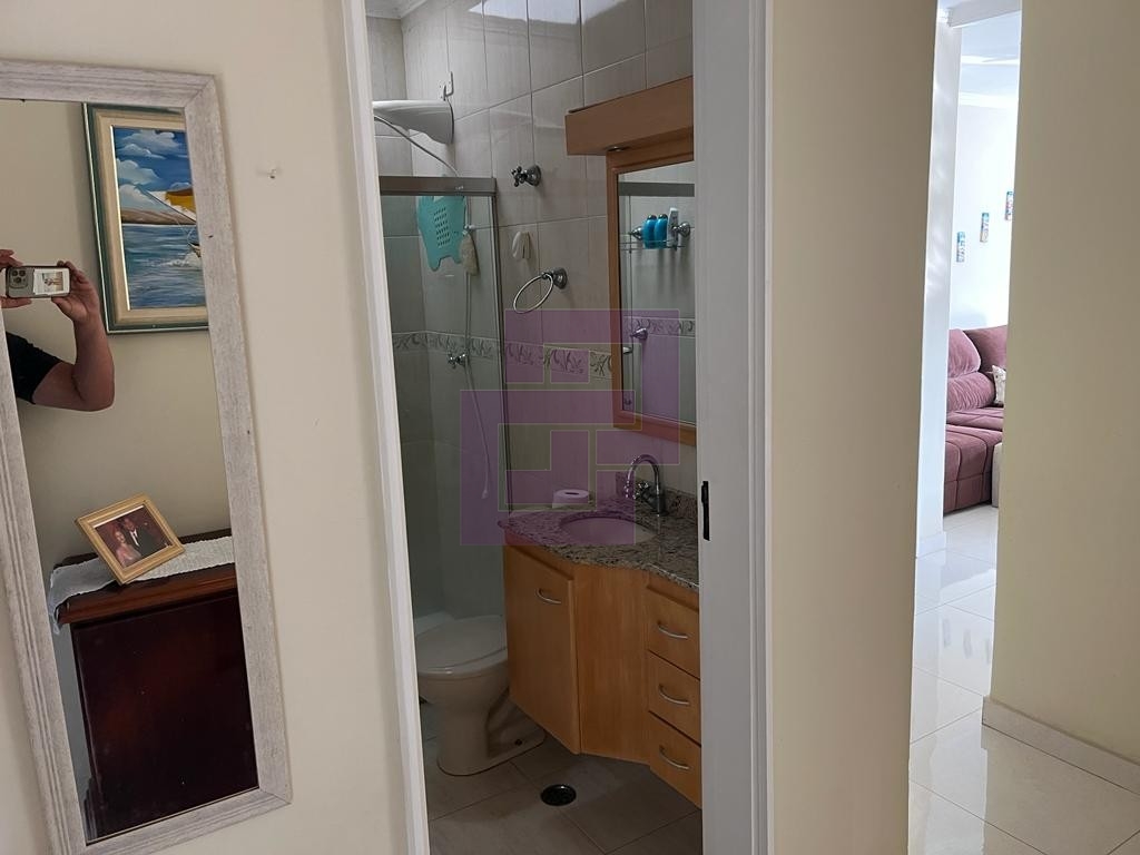 Cobertura com piscina e churrasqueira
