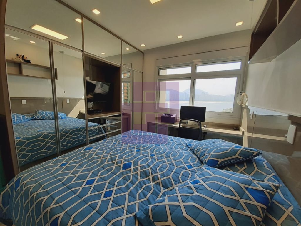 Venda de Apartamentos / Padrão na cidade de Guarujá