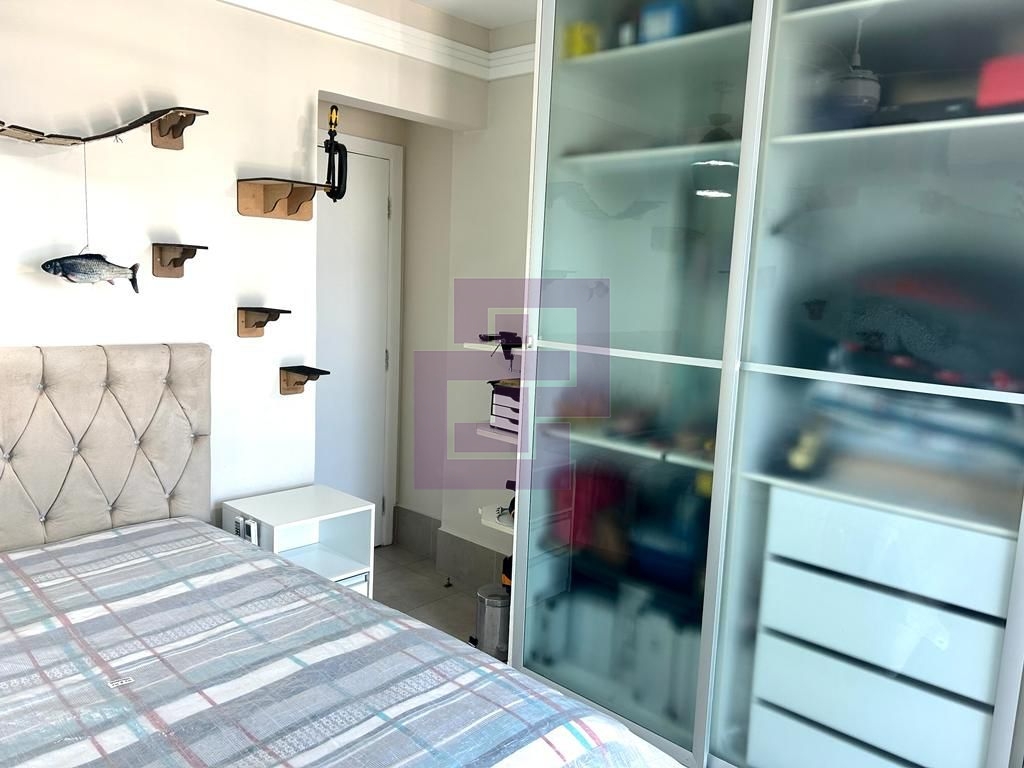 Venda de apartamentos / padrão na cidade de guarujá