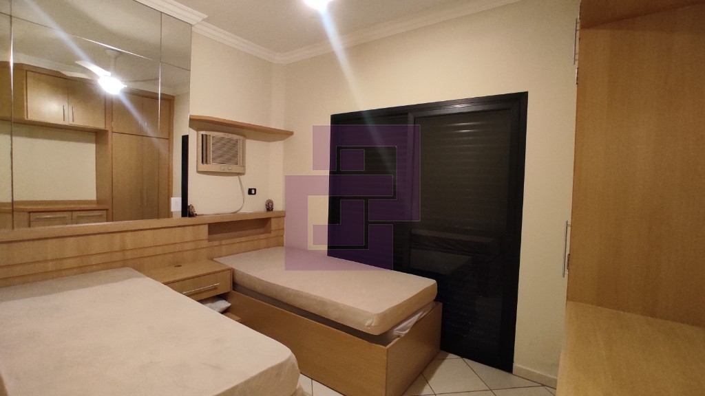 Ótimo apartamento na enseada!!