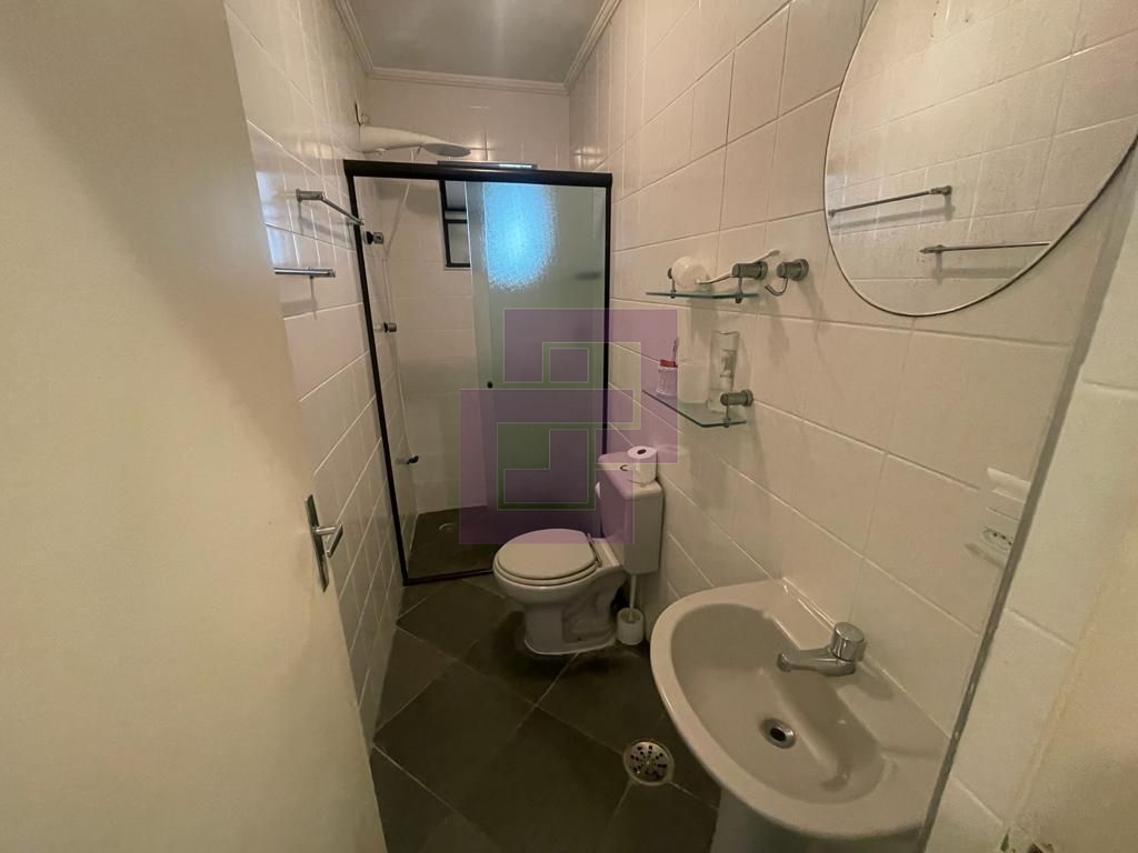 Venda de Apartamentos / Padrão na cidade de Guarujá