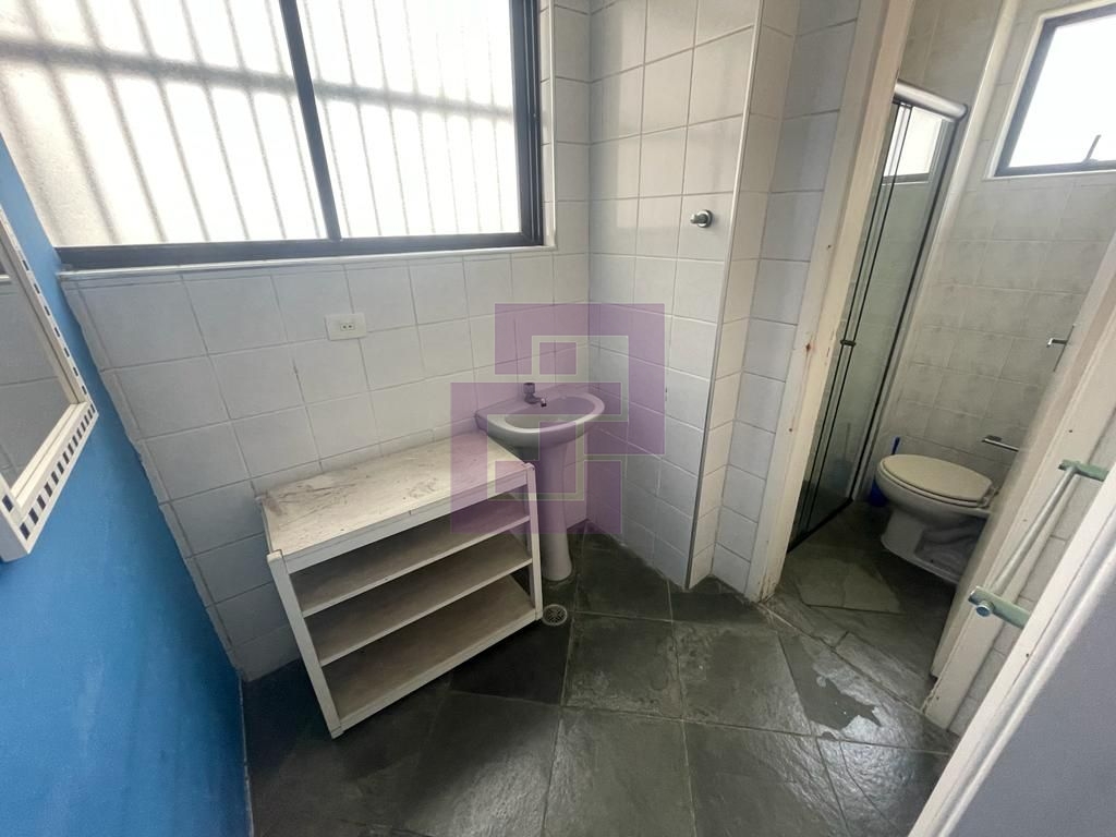 Venda de Apartamentos / Padrão na cidade de Guarujá
