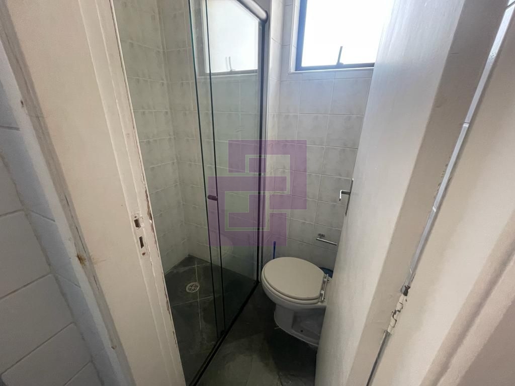Venda de Apartamentos / Padrão na cidade de Guarujá