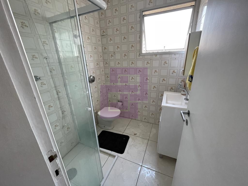 Venda de Apartamentos / Padrão na cidade de Guarujá