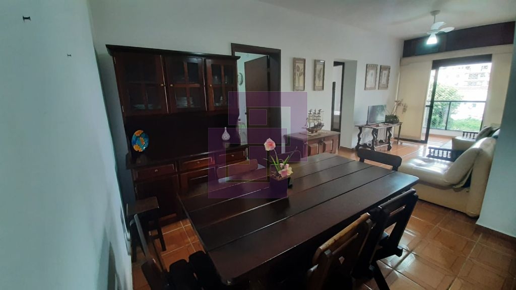 Otimo Apartamento. 700mtrs da praia. Enseada.
