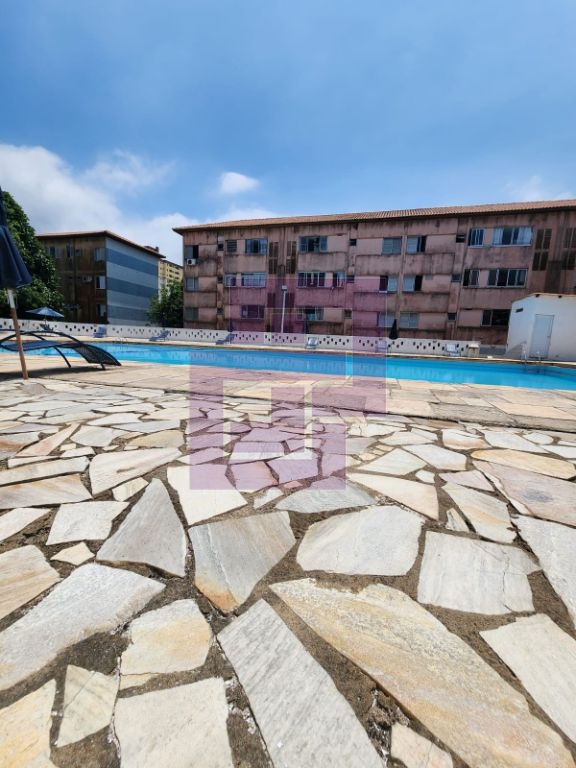 Apartamento à venda no Jardim dos Pássaros, Guarujá - 2 dormitórios, cozinha, garagem e mais!