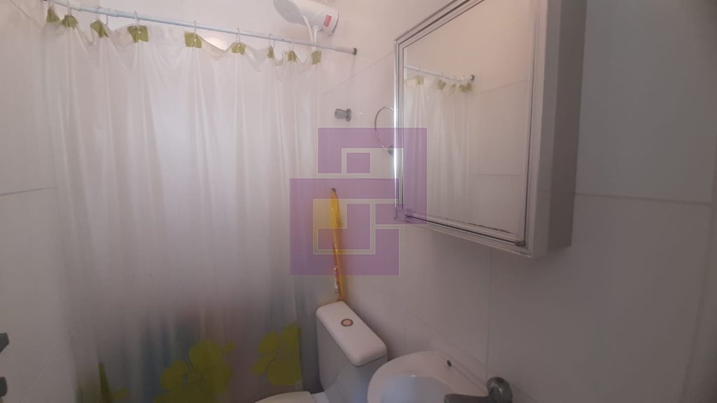 Venda de Apartamentos / Padrão na cidade de Guarujá