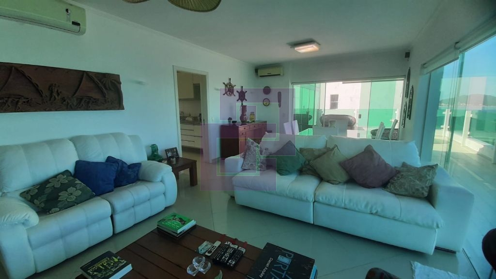 Cobertura penthouse com piscina e churrasqueira , com linda 