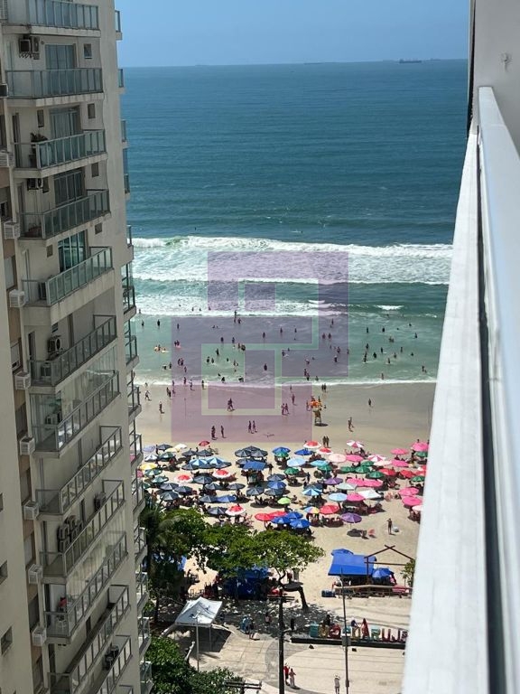Venda de Apartamentos / Padrão na cidade de Guarujá