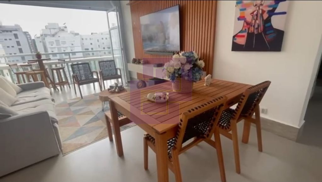 Venda de Apartamentos / Padrão na cidade de Guarujá