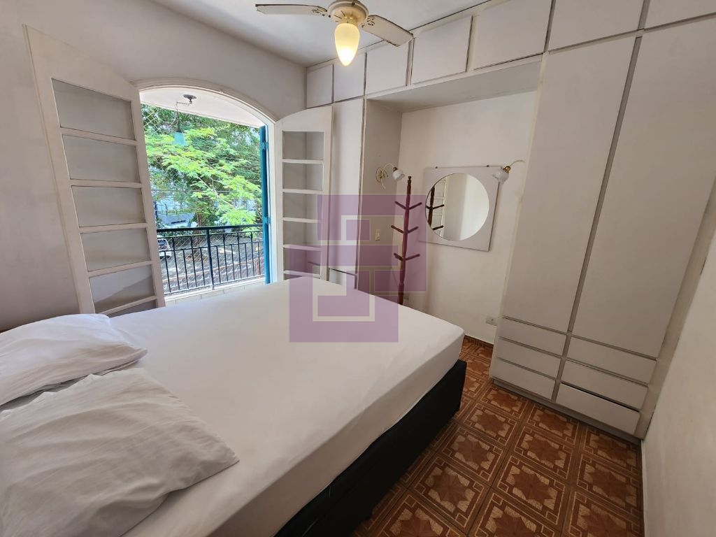 Apartamento Pitangueiras 1 quadra da praia R$ 410 mil.
