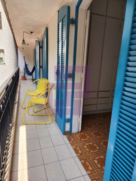 Apartamento Pitangueiras 1 quadra da praia R$ 410 mil.