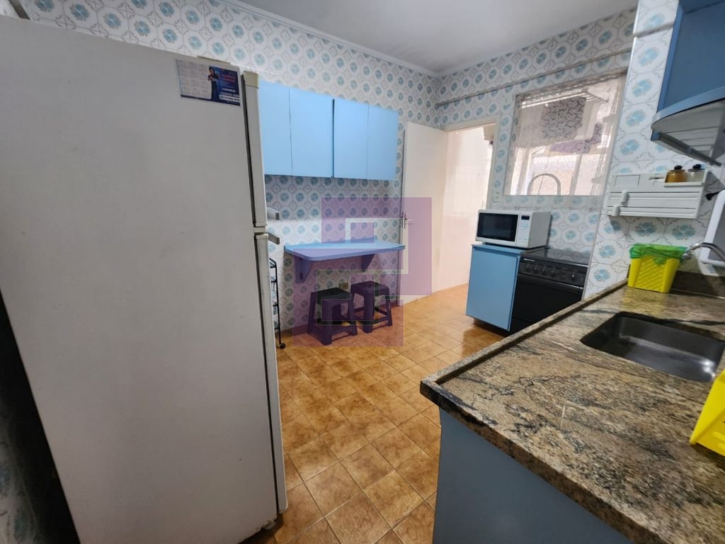Apartamento Pitangueiras 1 quadra da praia R$ 410 mil.
