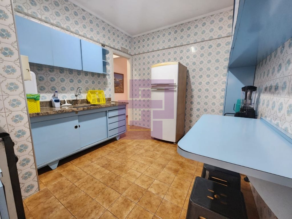 Apartamento Pitangueiras 1 quadra da praia R$ 410 mil.
