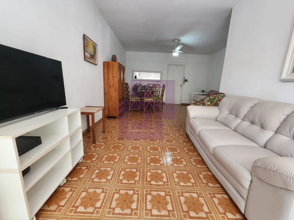 Apartamento Pitangueiras 1 quadra da praia R$ 410 mil.