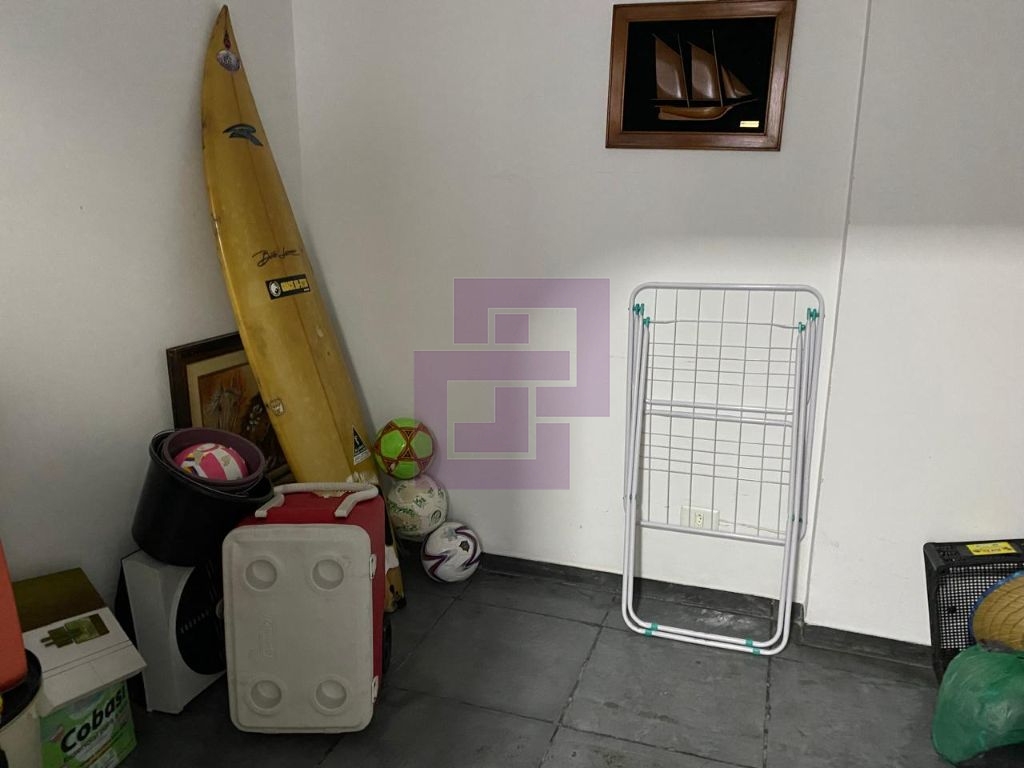 Pitangueiras Lazel total com 2 vagas