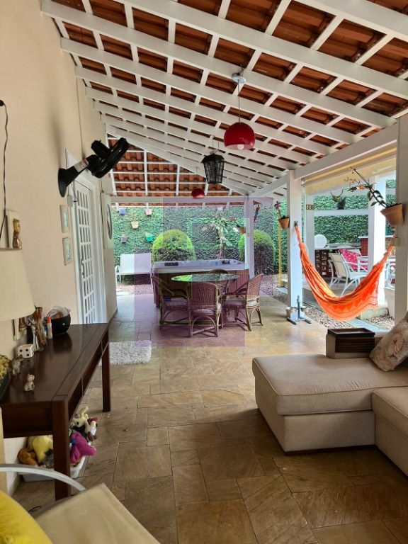 Casa à venda no condomínio residencial park lane – 3 suítes 