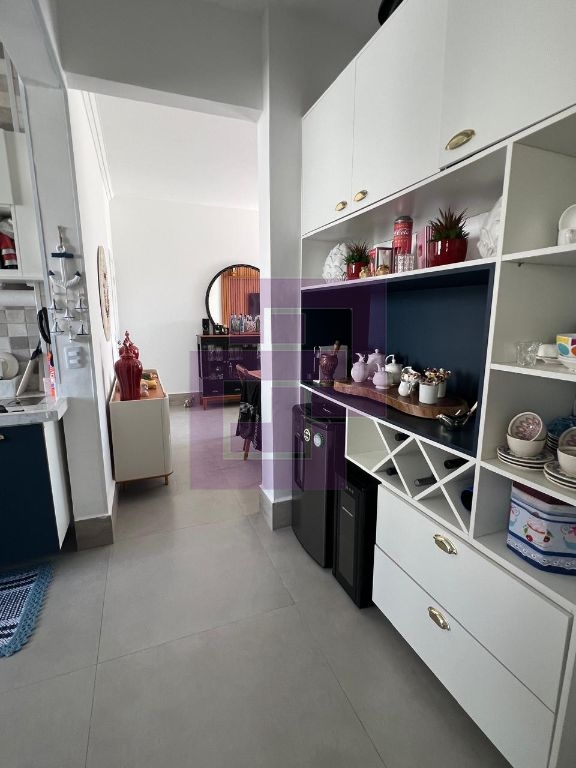 Apartamento Beira-Mar à Venda por R$ 748.000,00 – Vista para o Oceano na Praia das Pitangueiras, Guarujá