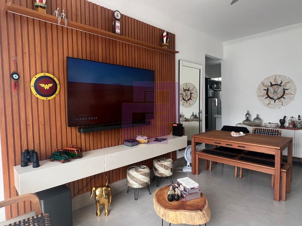 Apartamento Beira-Mar à Venda por R$ 748.000,00 – Vista para o Oceano na Praia das Pitangueiras, Guarujá