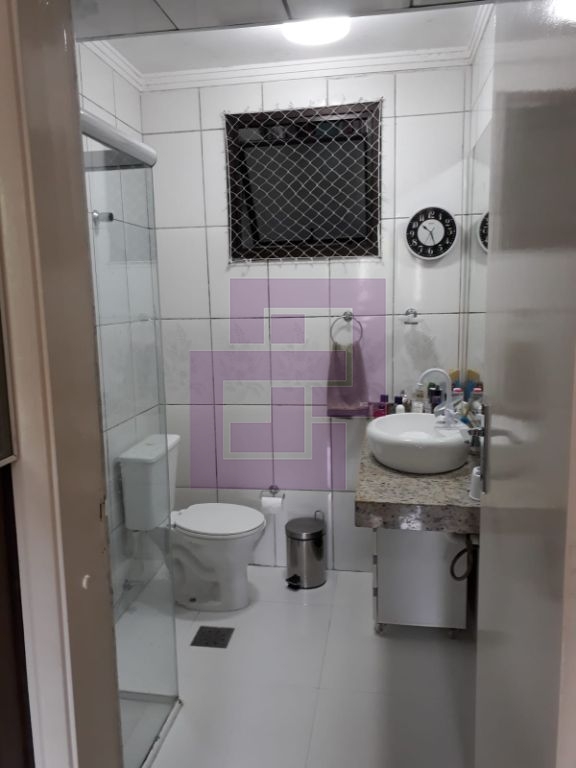 Apartamento à Venda na Orla da Praia das Pitangueiras por R$ 700.000,00