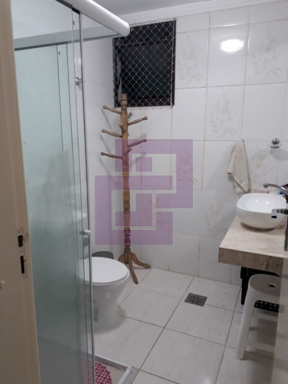 Apartamento à Venda na Orla da Praia das Pitangueiras por R$ 700.000,00