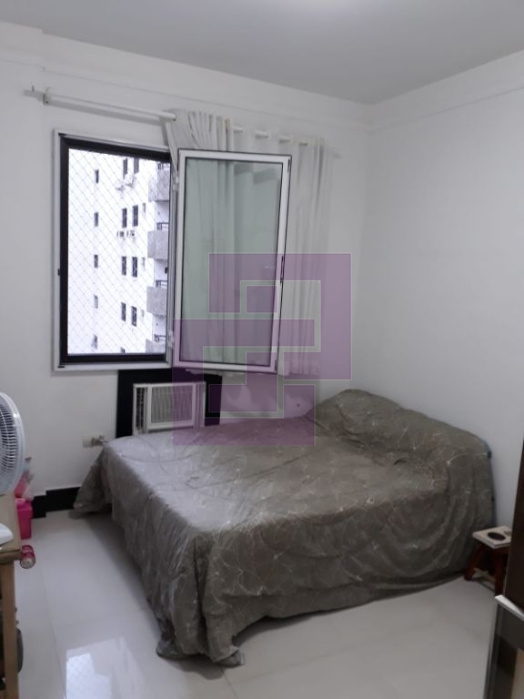 Apartamento à Venda na Orla da Praia das Pitangueiras por R$ 700.000,00