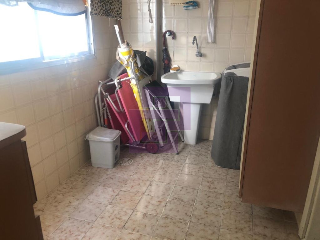 Apartamento à Venda na Praia das Astúrias, Guarujá – R$ 420.000,00