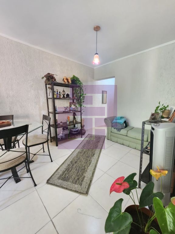 Apartamento de 3 dormitórios à venda no bairro Pitangueiras em Guarujá