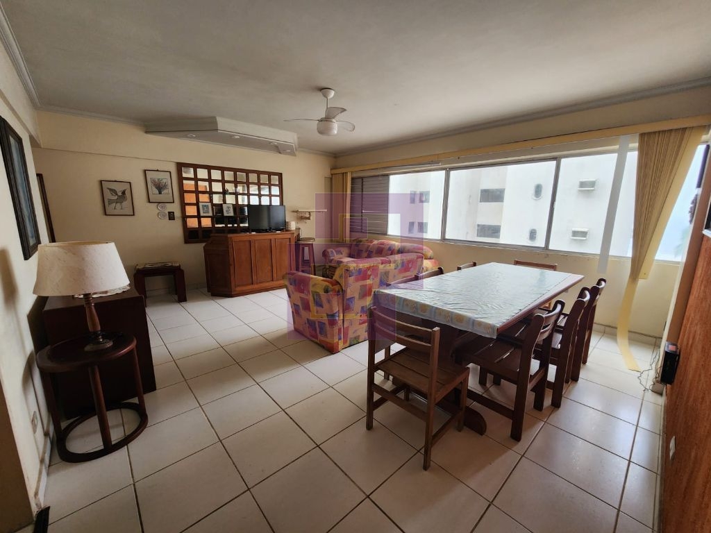 Apartamento de 3 dormitórios na Asturias, Guarujá - Oportunidade única!
