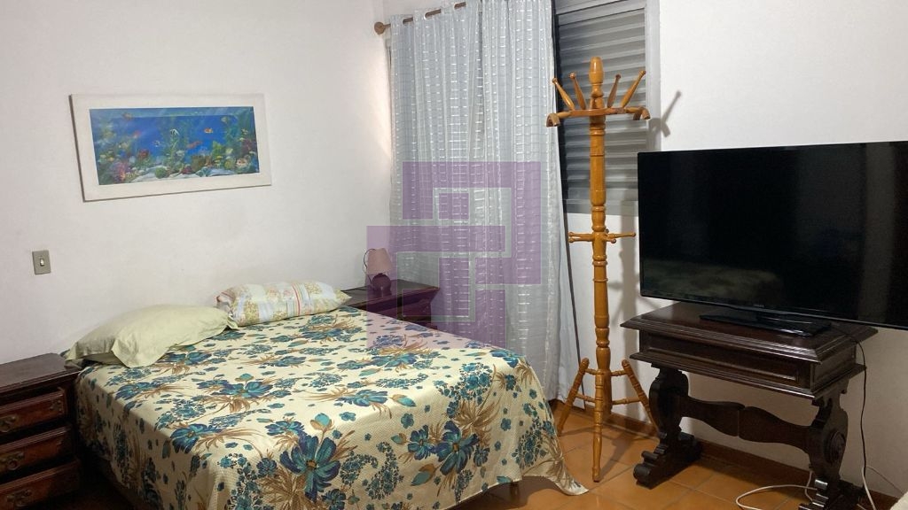 Aluguel de Apartamento Padrão com 3 Dormitórios em Pitangueiras, Guarujá