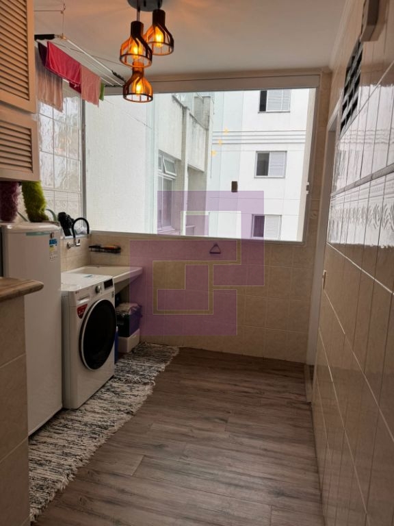 Apartamento de 3 dormitórios na Asturias, Guarujá - Imperdível!