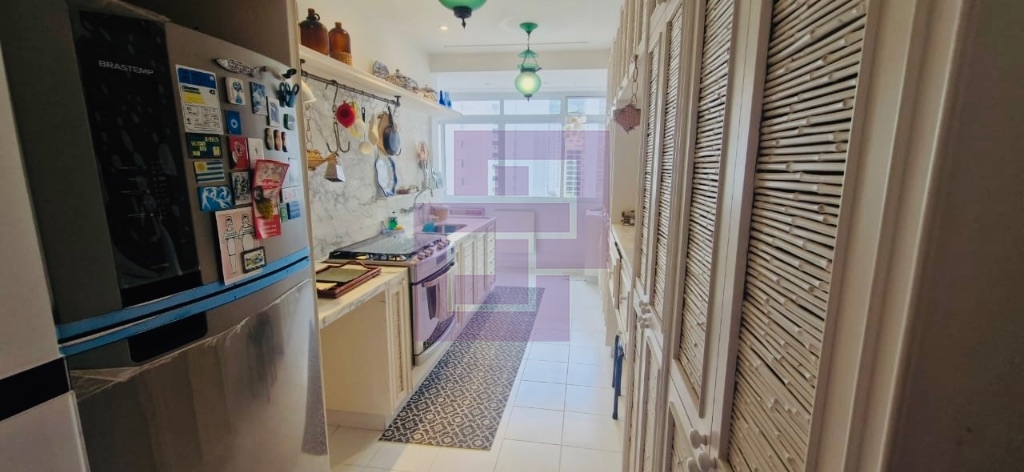 Apartamento à venda em Pitangueiras, Guarujá - 3 dormitórios, vista para o mar