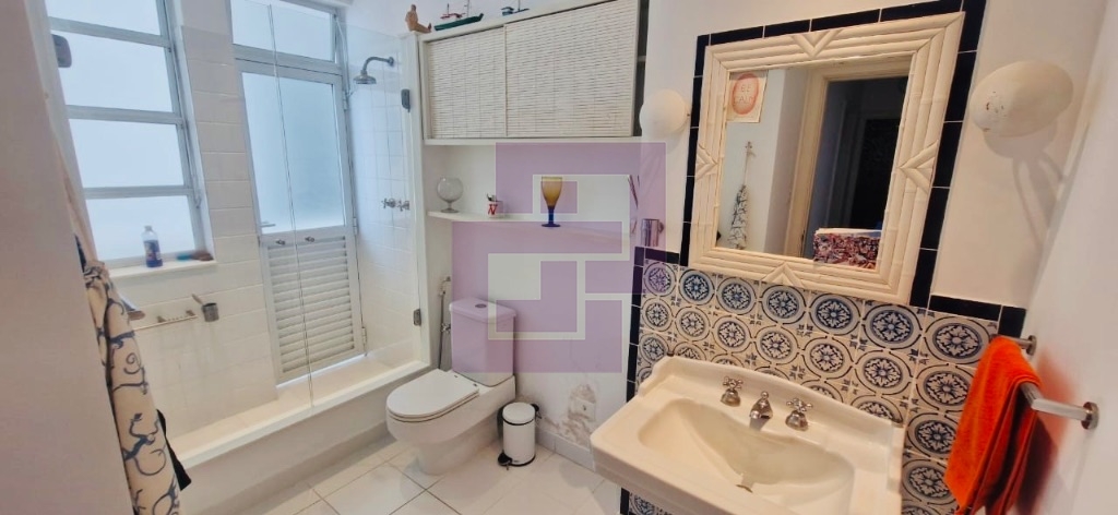 Apartamento à venda em Pitangueiras, Guarujá - 3 dormitórios, vista para o mar