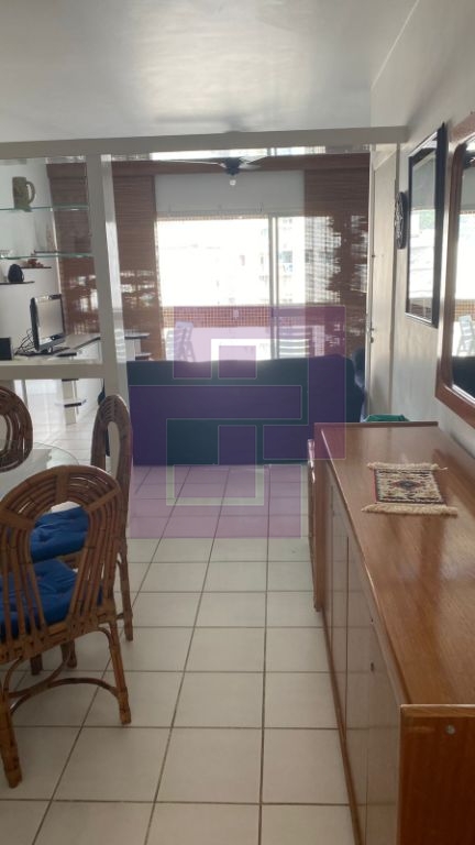 Locação de Apartamentos / Padrão na cidade de Guarujá