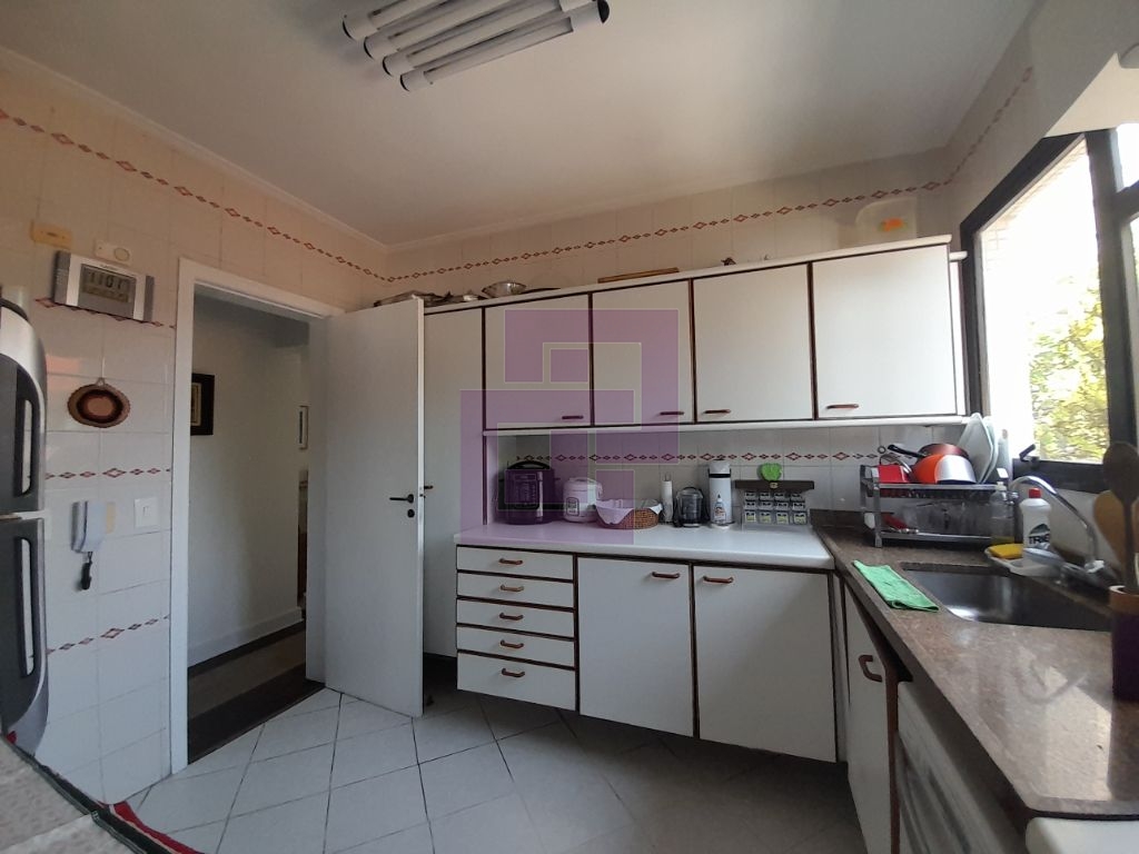 Apartamento Padrão de 03 dormitórios para venda nas Pitangueiras.