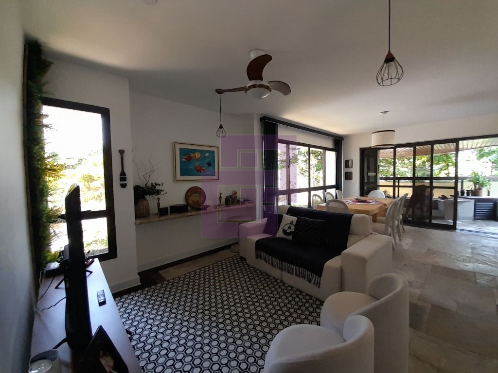 Apartamento Padrão de 03 dormitórios para venda nas Pitangueiras.