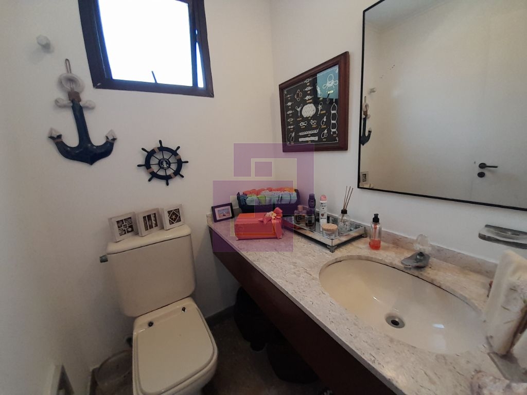 Apartamento Padrão de 03 dormitórios para venda nas Pitangueiras.
