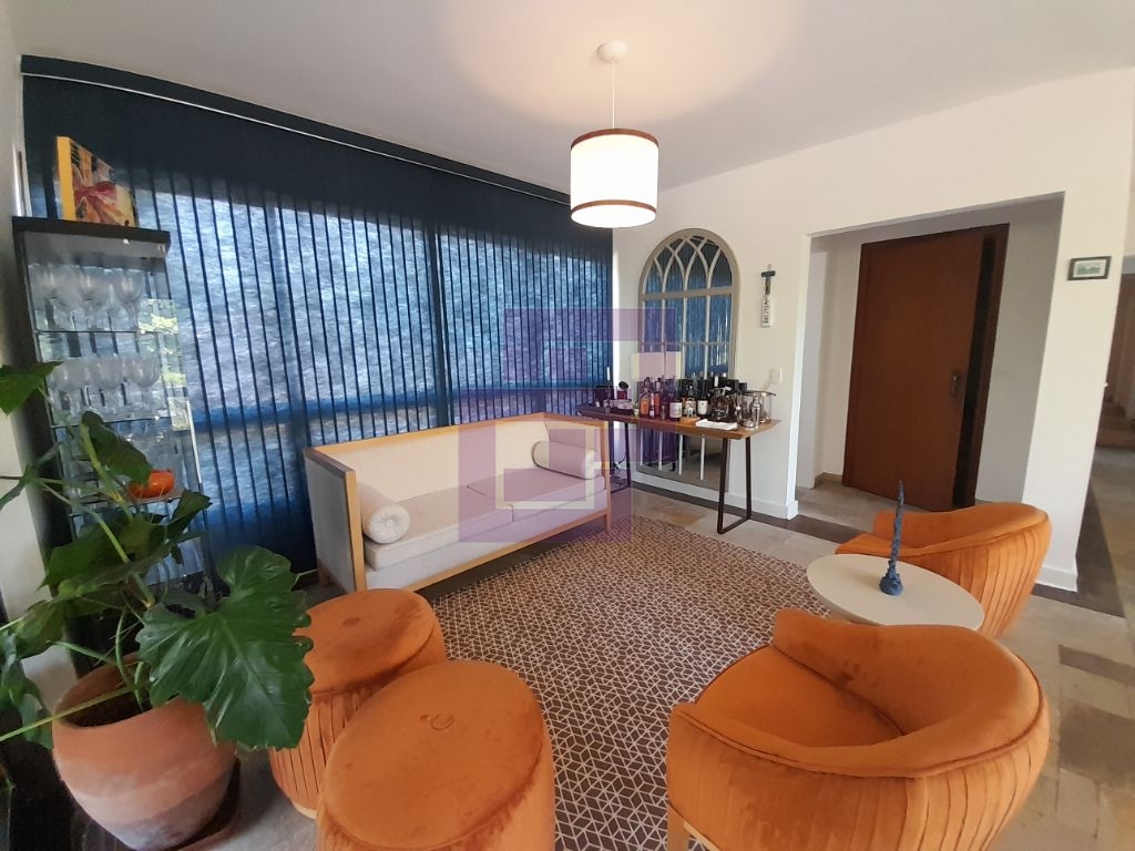 Apartamento Padrão de 03 dormitórios para venda nas Pitangueiras.