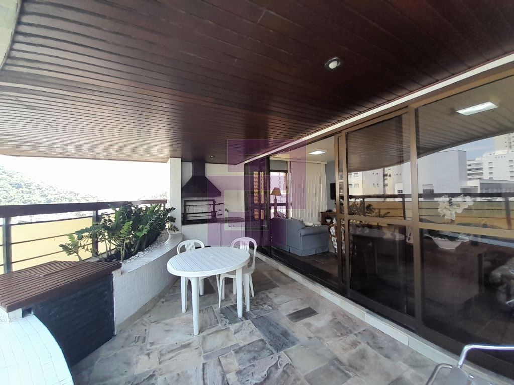 Apartamento Padrão de 03 dormitórios para venda nas Pitangueiras.